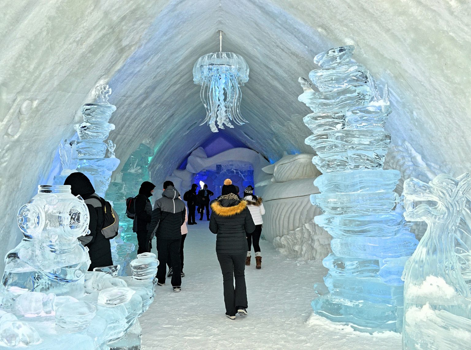 A Day at Quebec’s Ice Hotel TravelBox Global Trip Activity Planner